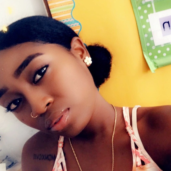 Meet your Posher, Chelsea - Picture 1 of 1